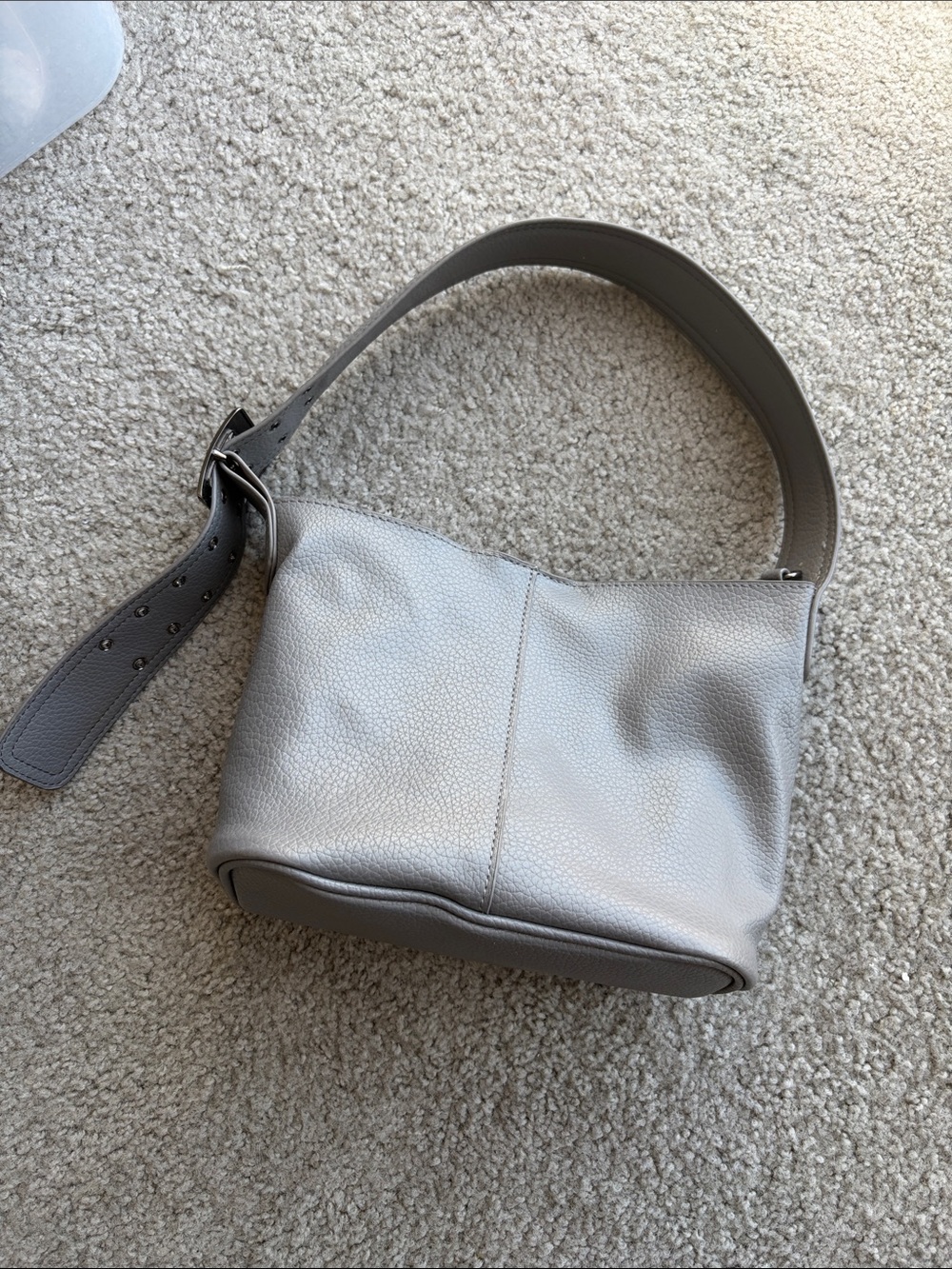 Steve Madden Pebbled Shoulder Bag in Light Gray